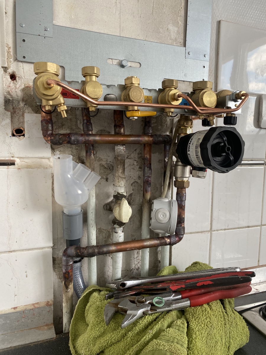 Plombier chauffagiste pour le remplacement d'une chaudière sur Epouville 76